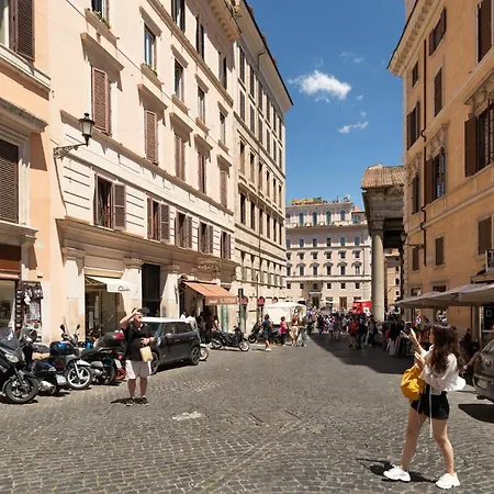 Apartment The Pantheon Terrace Experience Rome