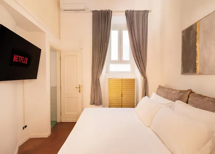 The Pantheon Terrace Experience *