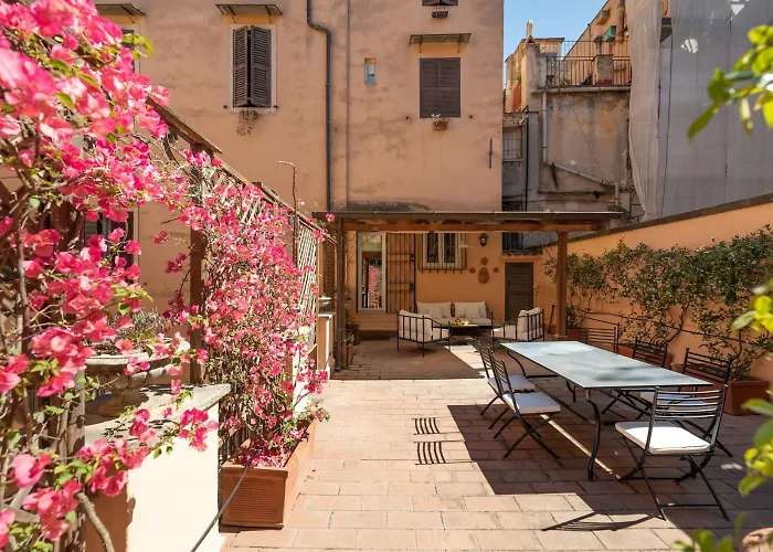The Pantheon Terrace Experience * Roma